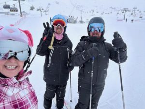 lvs ascot ski trip selfie