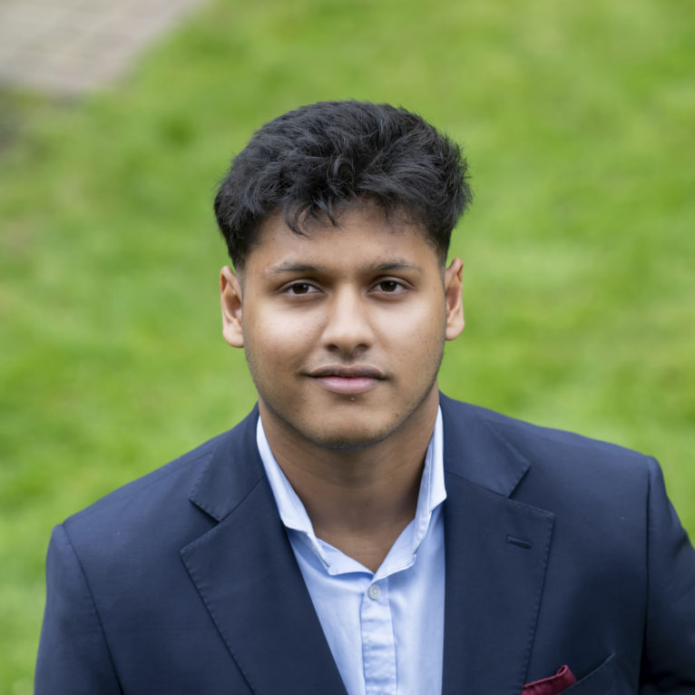 lvs ascot sixth form prefect