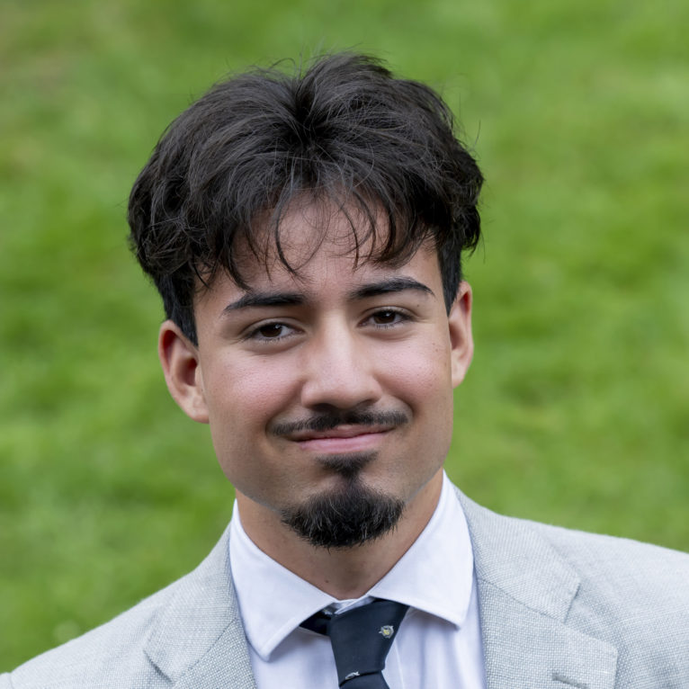 lvs ascot sixth form prefect