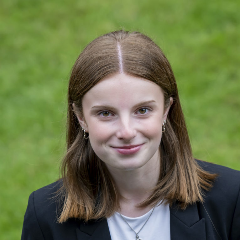 lvs ascot sixth form prefect