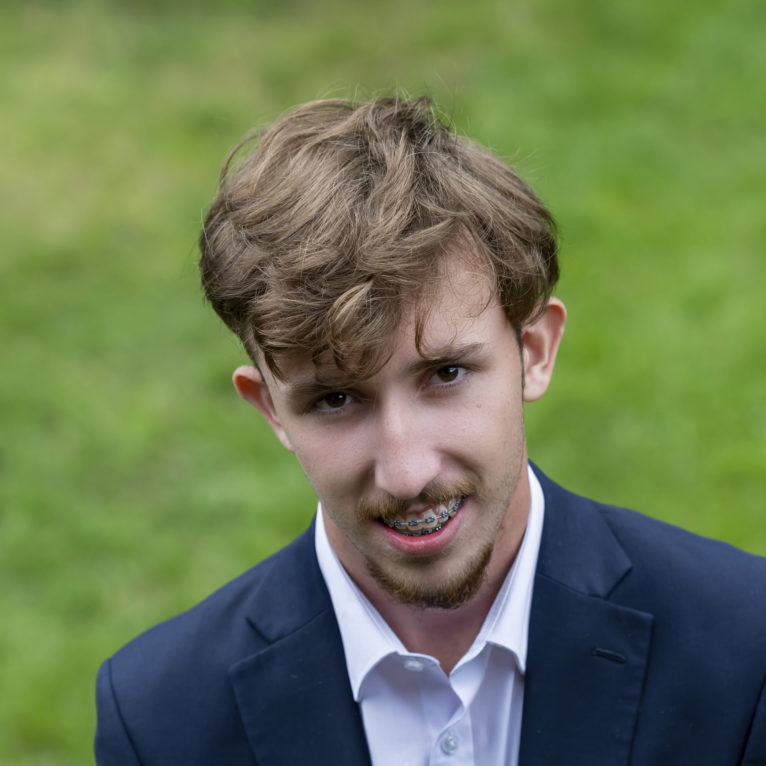 lvs ascot sixth form prefect