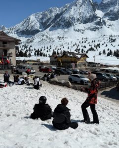 lvs ascot ski trip